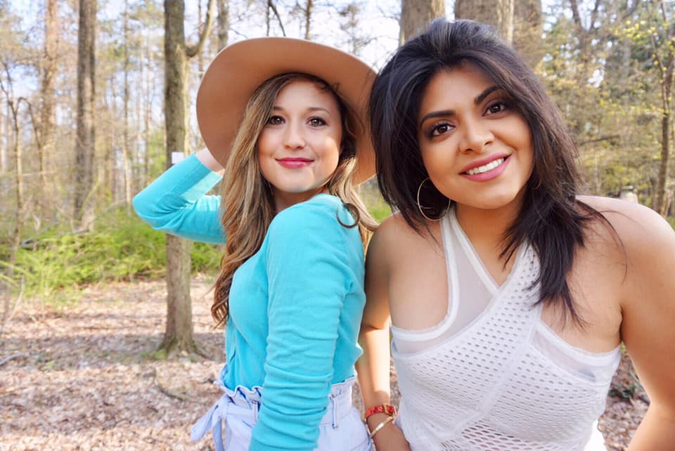 “Real Queens Fix Each others&nbsp;Crowns”