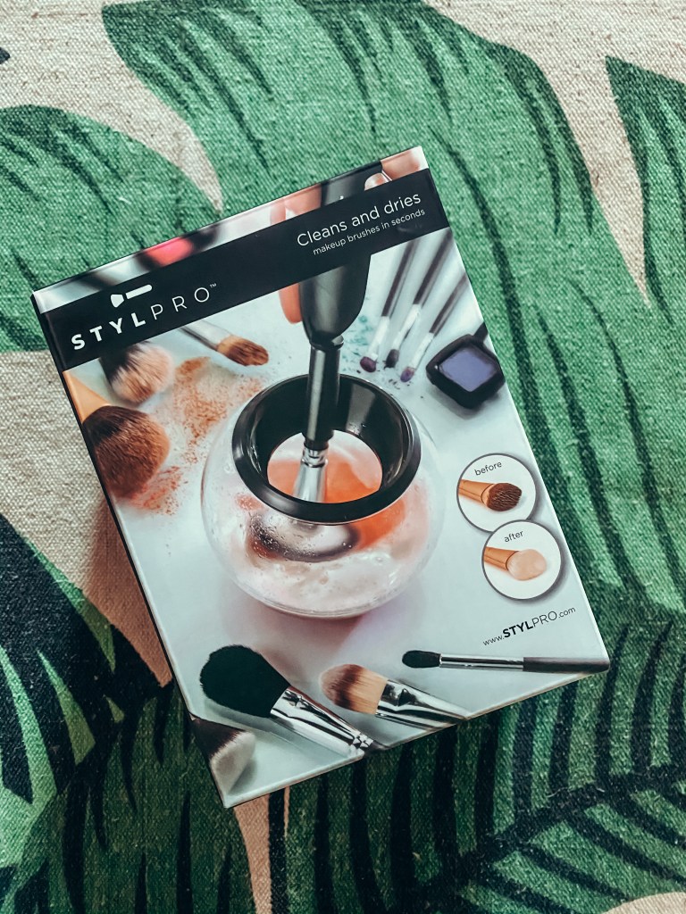 make up brush cleaner